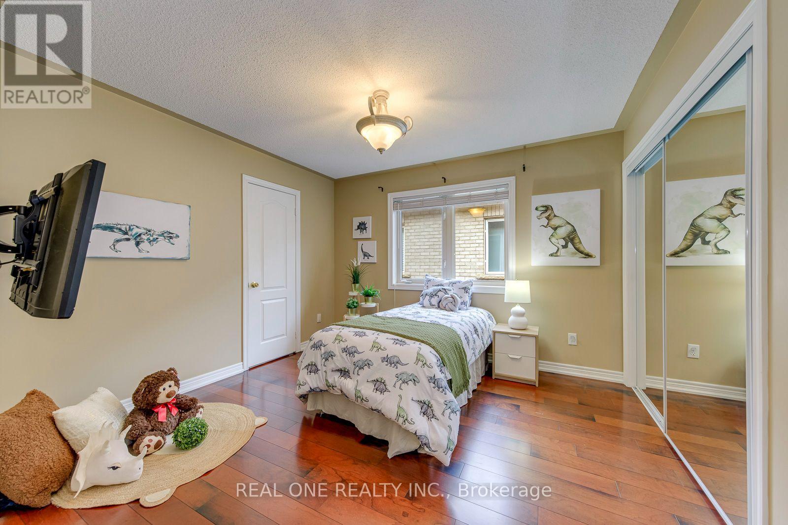 1206 Lindenrock Drive, Oakville, Ontario  L6H 6T4 - Photo 35 - W13817998