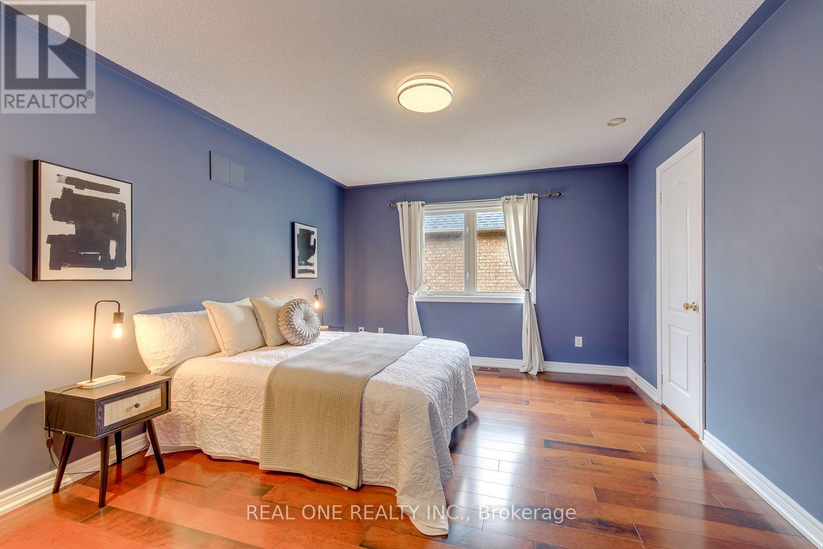1206 Lindenrock Drive, Oakville, Ontario  L6H 6T4 - Photo 36 - W13817998
