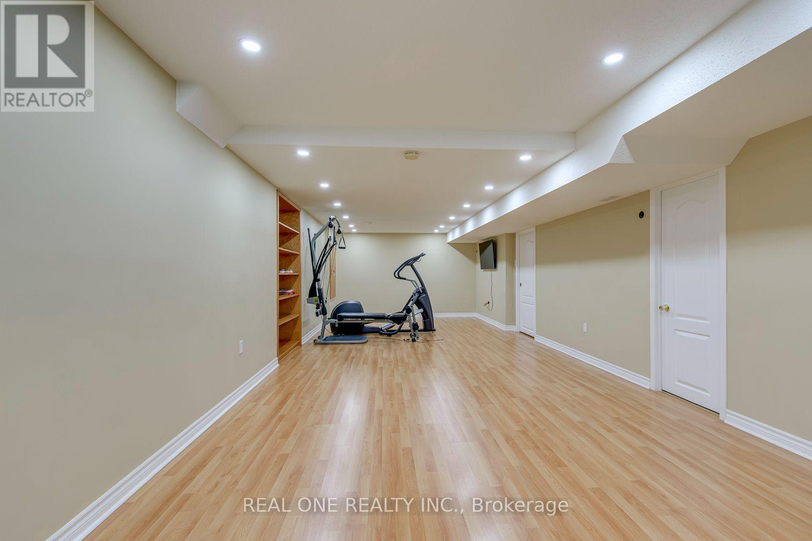 1206 Lindenrock Drive, Oakville, Ontario  L6H 6T4 - Photo 43 - W13817998