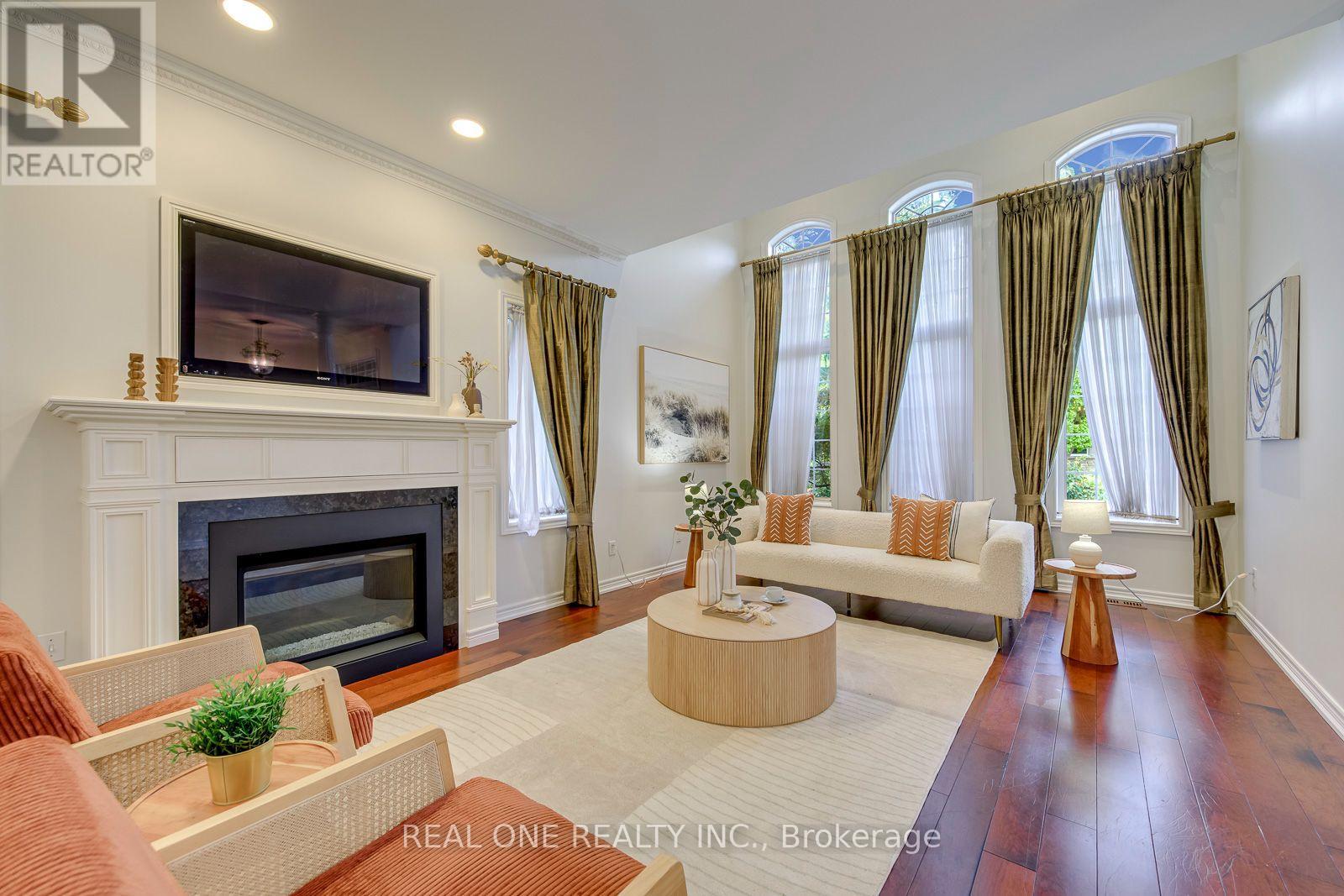1206 Lindenrock Drive, Oakville, Ontario  L6H 6T4 - Photo 7 - W13817998