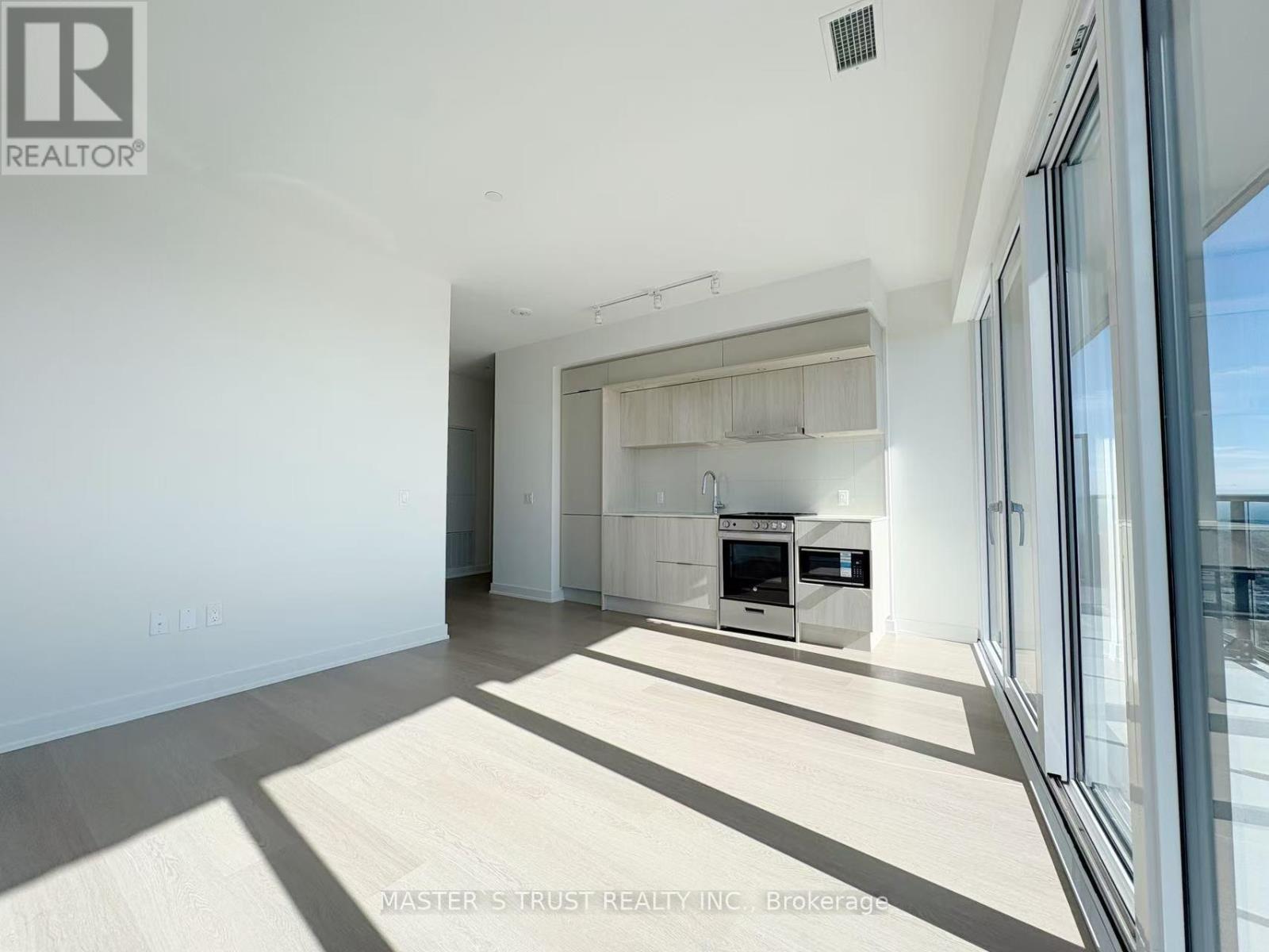 7502 - 448 Burnhamthorpe Road W, Mississauga (City Centre), Ontario  L5B 0R4 - Photo 3 - W13818016