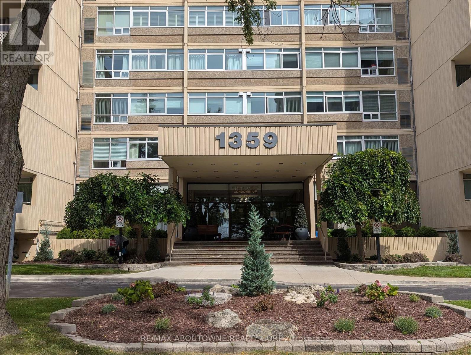 306 - 1359 WHITE OAKS BOULEVARD, Oakville, Ontario
