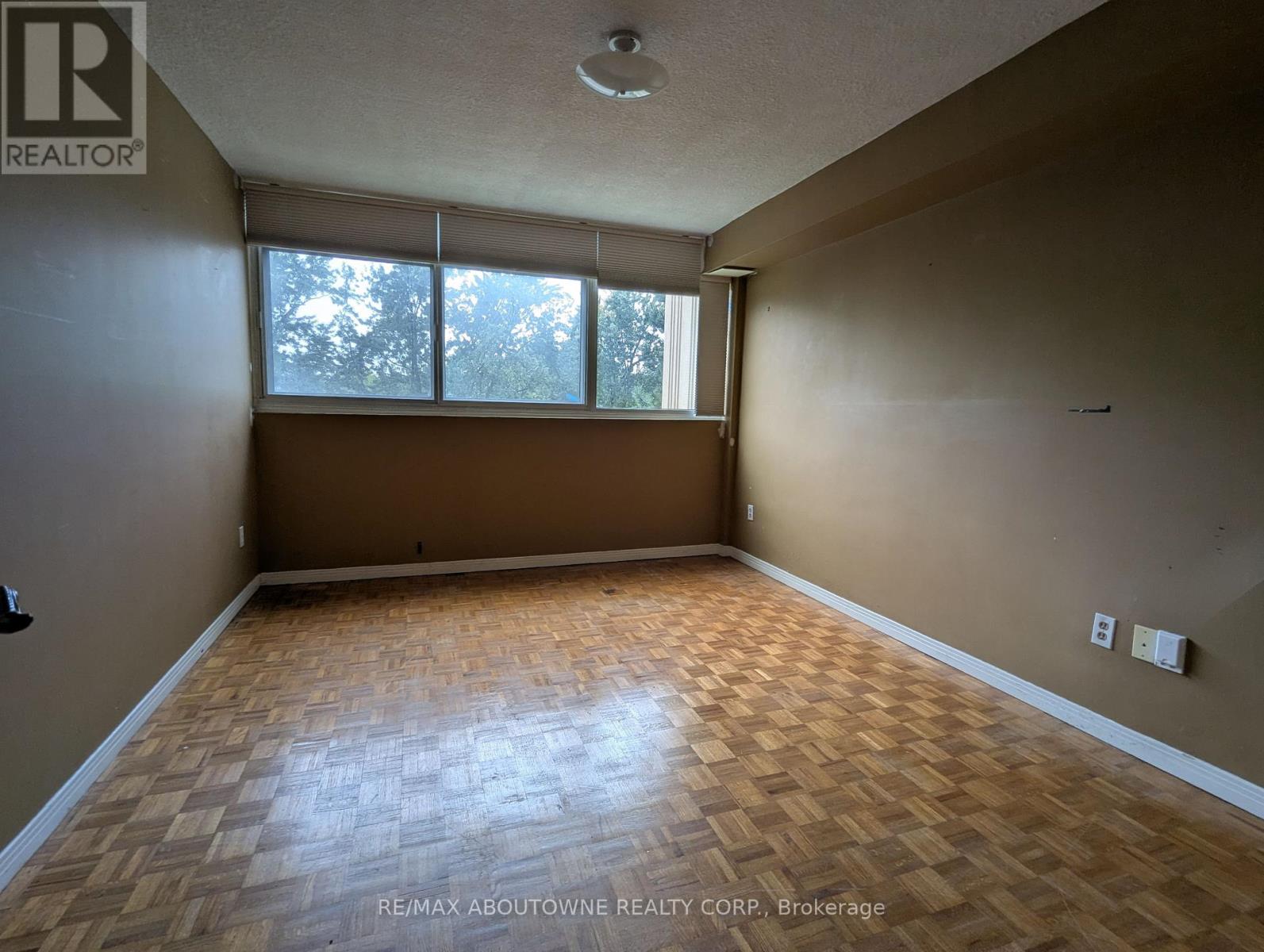 306 - 1359 White Oaks Boulevard, Oakville, Ontario  L6H 2R8 - Photo 13 - W13818032