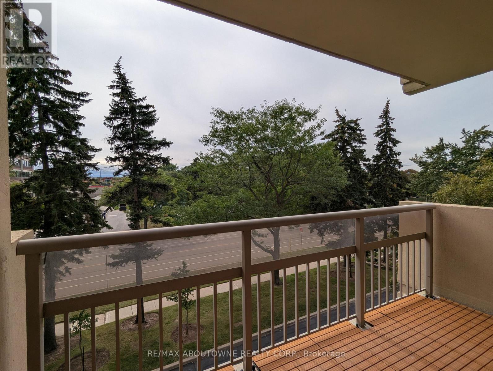 306 - 1359 White Oaks Boulevard, Oakville, Ontario  L6H 2R8 - Photo 19 - W13818032