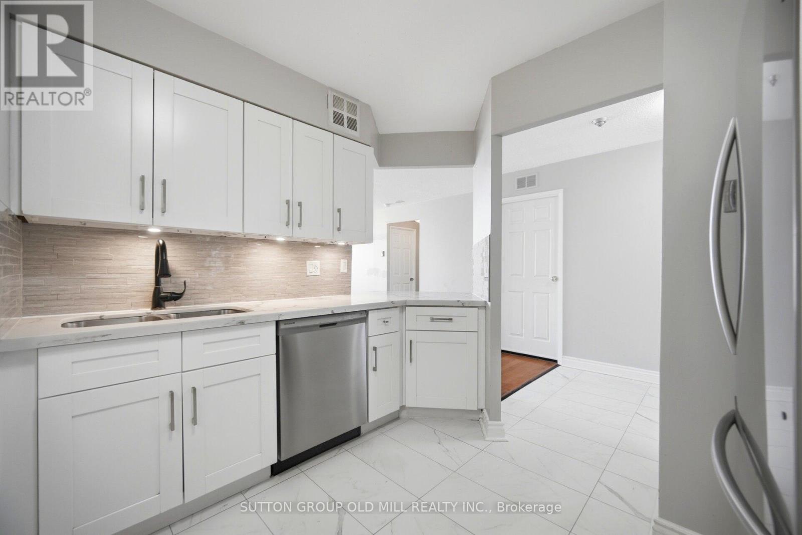 1812 - 3605 KARIYA DRIVE