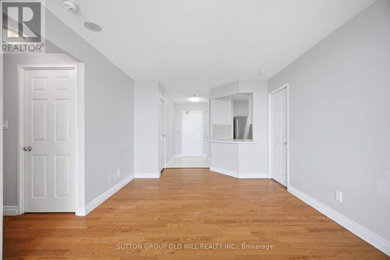 1812 - 3605 Kariya Drive, Mississauga, Ontario  L5B 3J4 - Photo 12 - W13818044