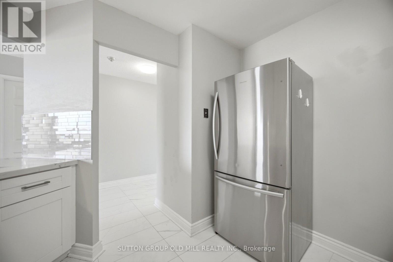 1812 - 3605 Kariya Drive, Mississauga, Ontario  L5B 3J4 - Photo 7 - W13818044