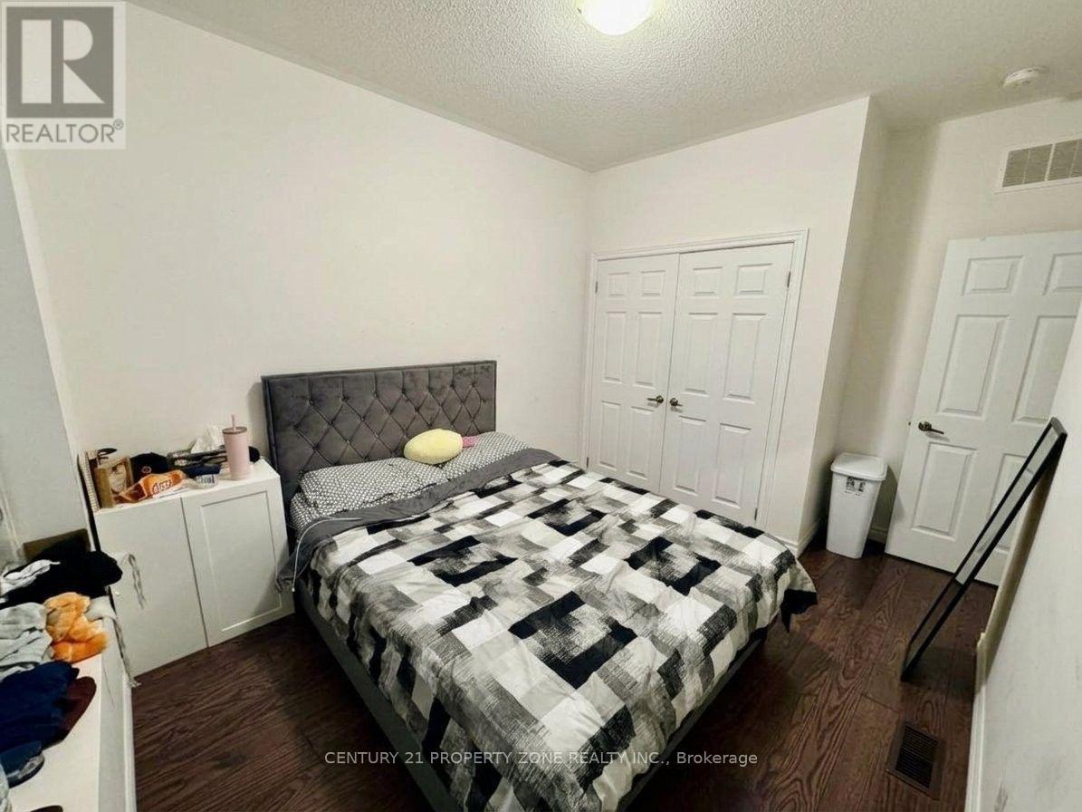 Main/upper - 31 Hashmi Place, Brampton (Credit Valley), Ontario  L6Y 6J9 - Photo 13 - W13818090