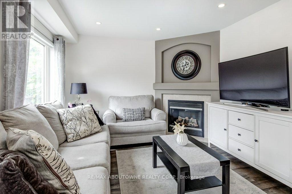 2183 Birchleaf Lane, Burlington (Orchard), Ontario  L7L 6G8 - Photo 19 - W13818100