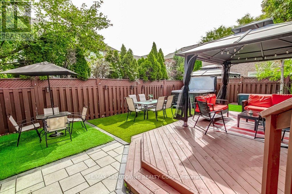 2183 Birchleaf Lane, Burlington (Orchard), Ontario  L7L 6G8 - Photo 41 - W13818100
