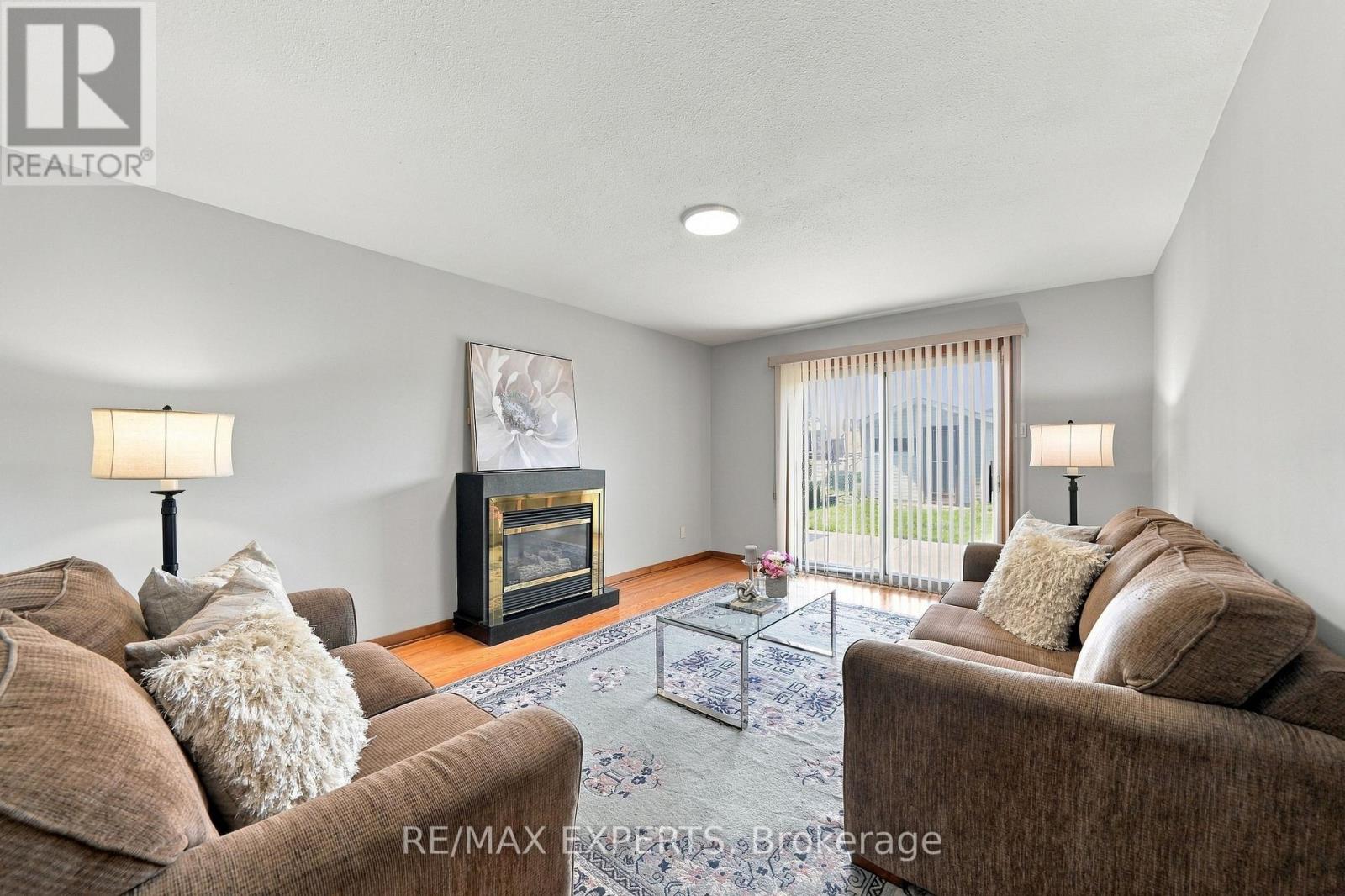 12 Paradelle Crescent, Toronto, Ontario  M3N 1E4 - Photo 22 - W13818108