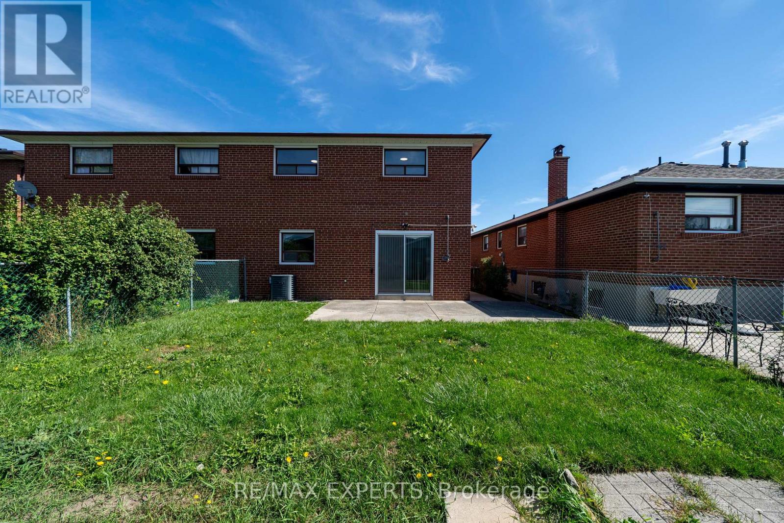12 Paradelle Crescent, Toronto, Ontario  M3N 1E4 - Photo 34 - W13818108