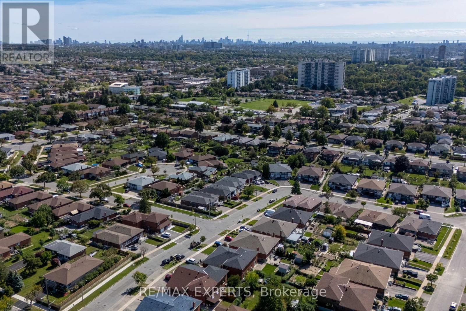 12 Paradelle Crescent, Toronto, Ontario  M3N 1E4 - Photo 38 - W13818108