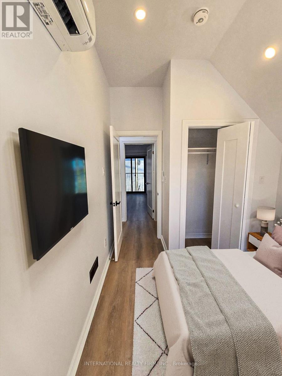 8r - 8 Watt Avenue, Toronto (Keelesdale-Eglinton West), Ontario  M6M 3R1 - Photo 12 - W13818118