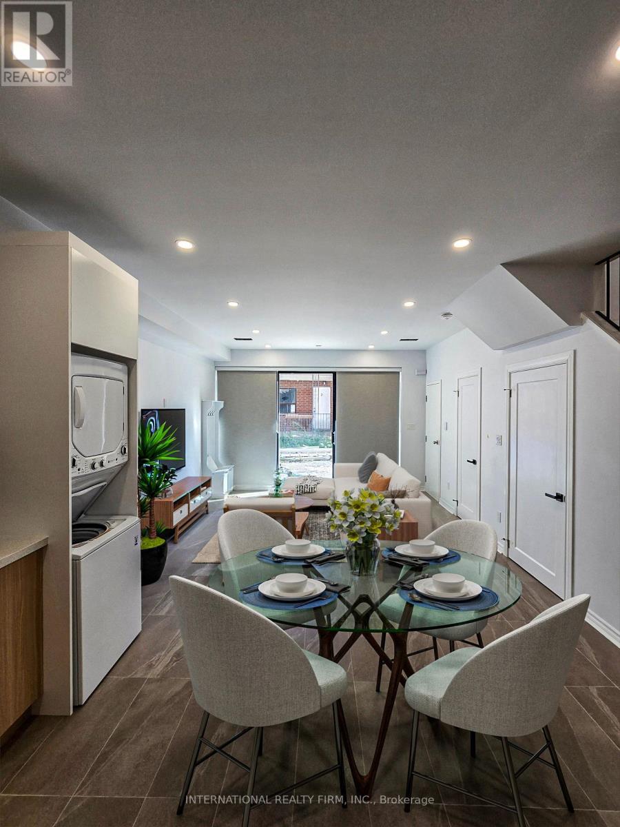8r - 8 Watt Avenue, Toronto (Keelesdale-Eglinton West), Ontario  M6M 3R1 - Photo 3 - W13818118