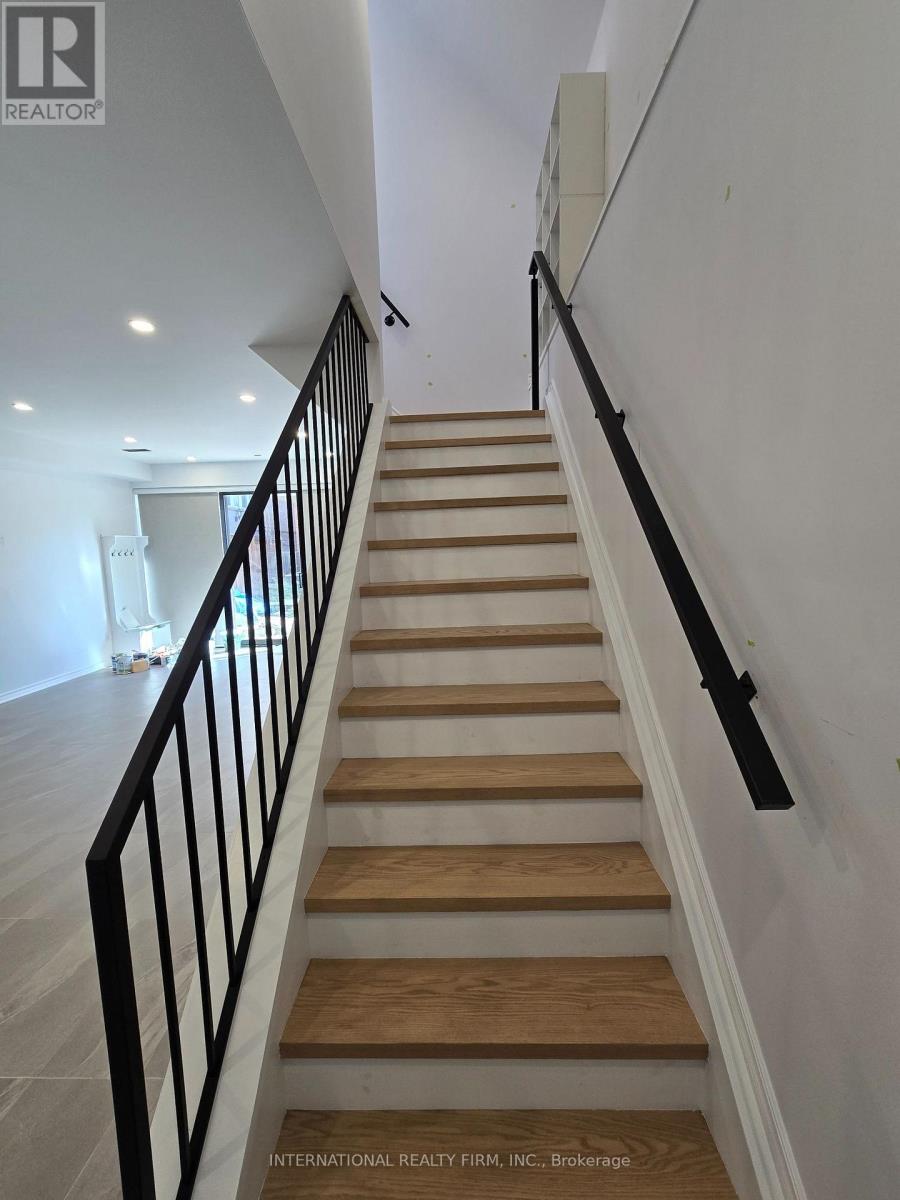 8r - 8 Watt Avenue, Toronto (Keelesdale-Eglinton West), Ontario  M6M 3R1 - Photo 9 - W13818118