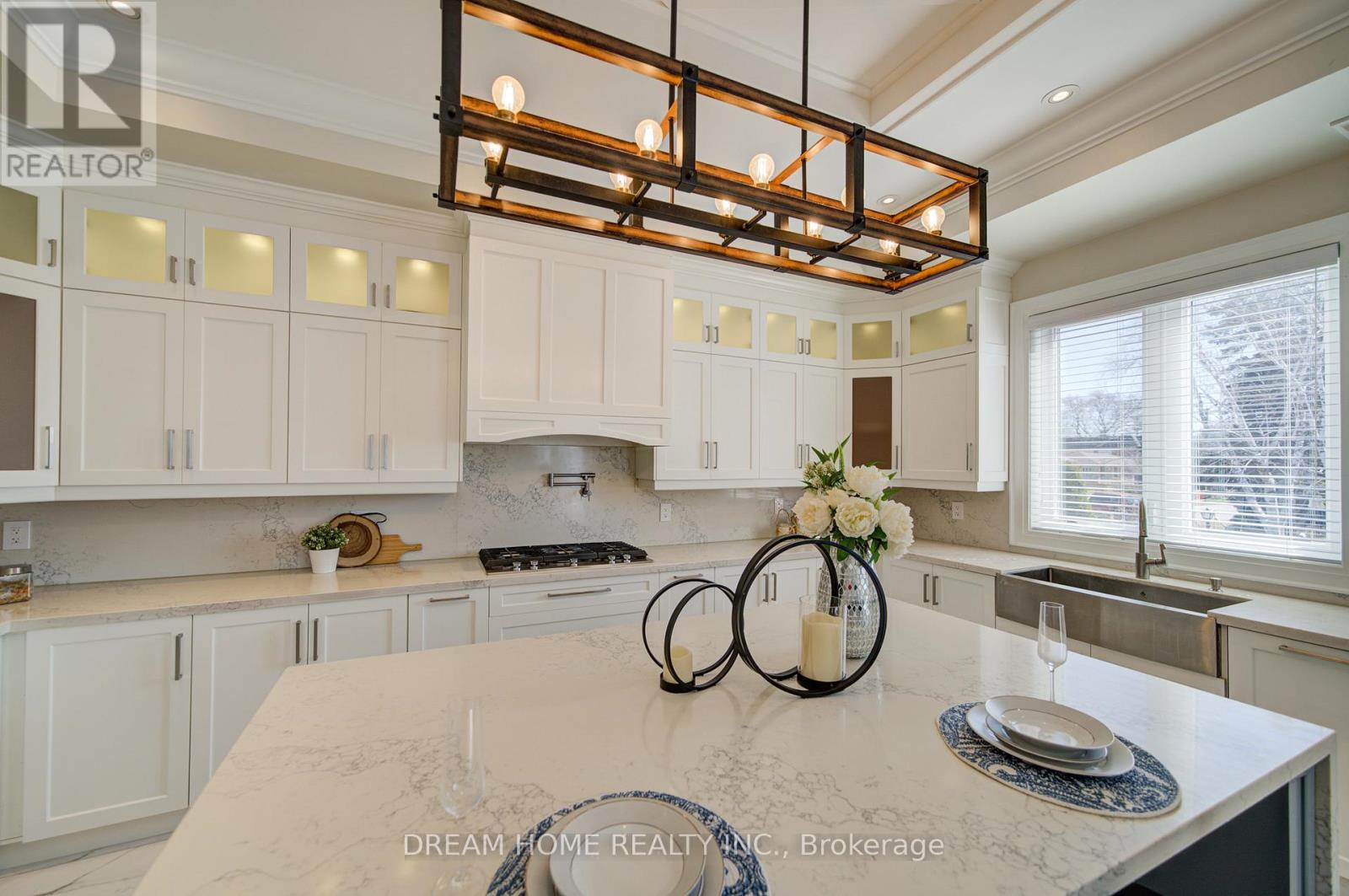 476 Tennyson Drive, Oakville (Wo West), Ontario  L6L 3Z1 - Photo 20 - W13818126
