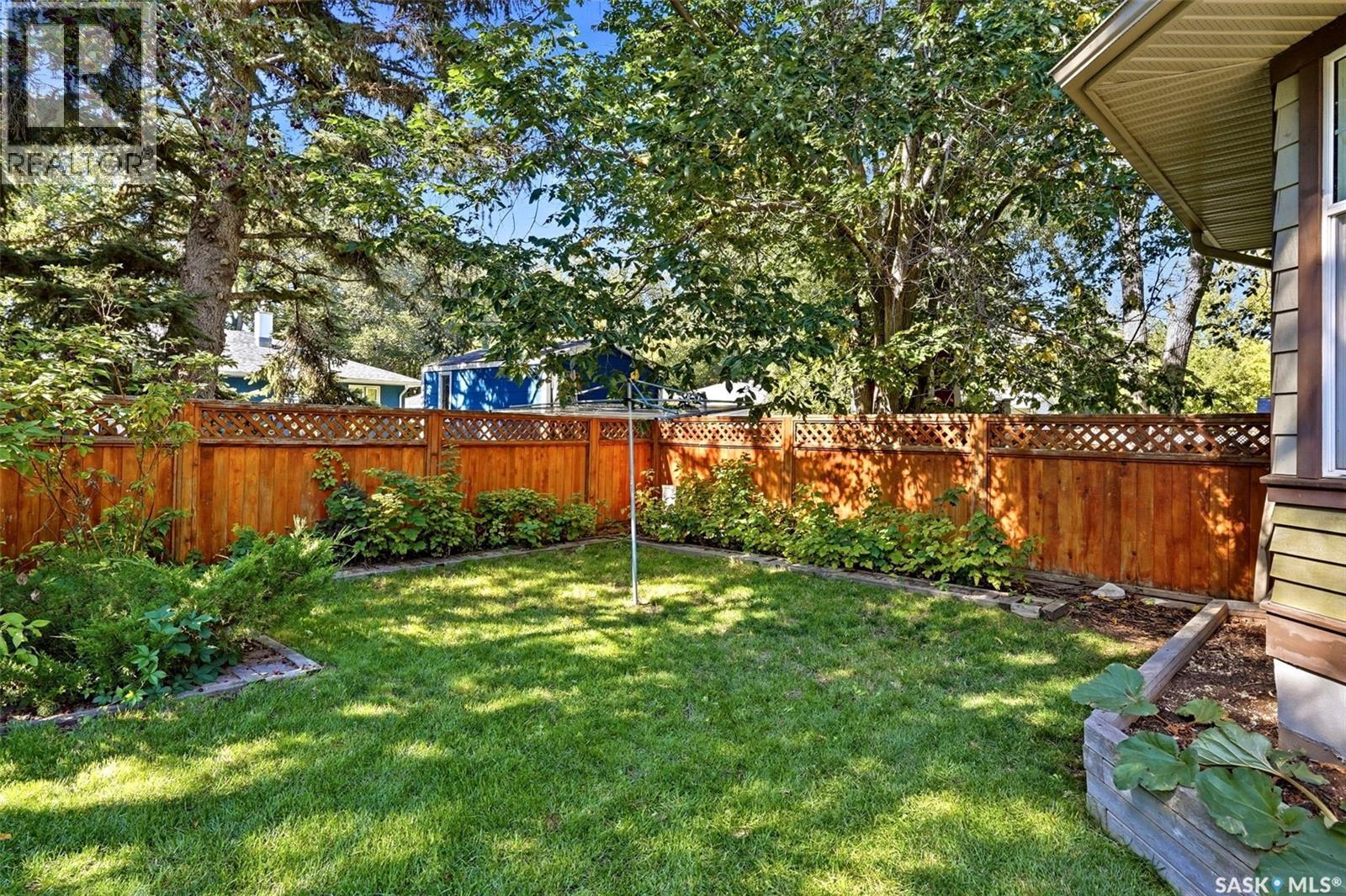 30 Lake Street, Regina, Saskatchewan  S4S 4A8 - Photo 46 - SK049105