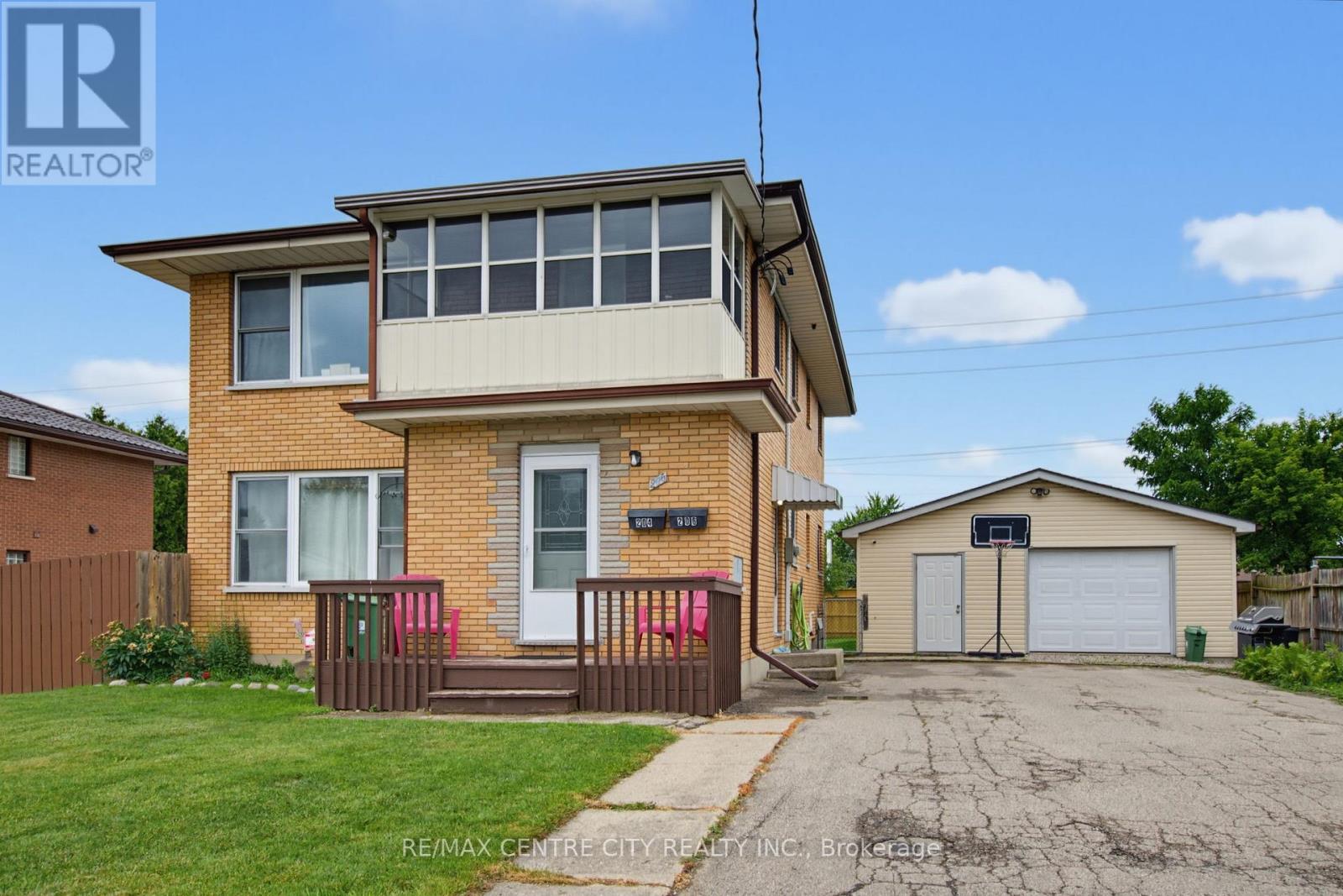 204 BURNSIDE DRIVE, London East, Ontario