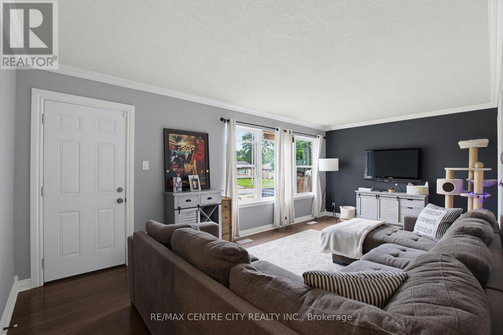 204 Burnside Drive, London East, Ontario  N5V 1B7 - Photo 4 - X13480654