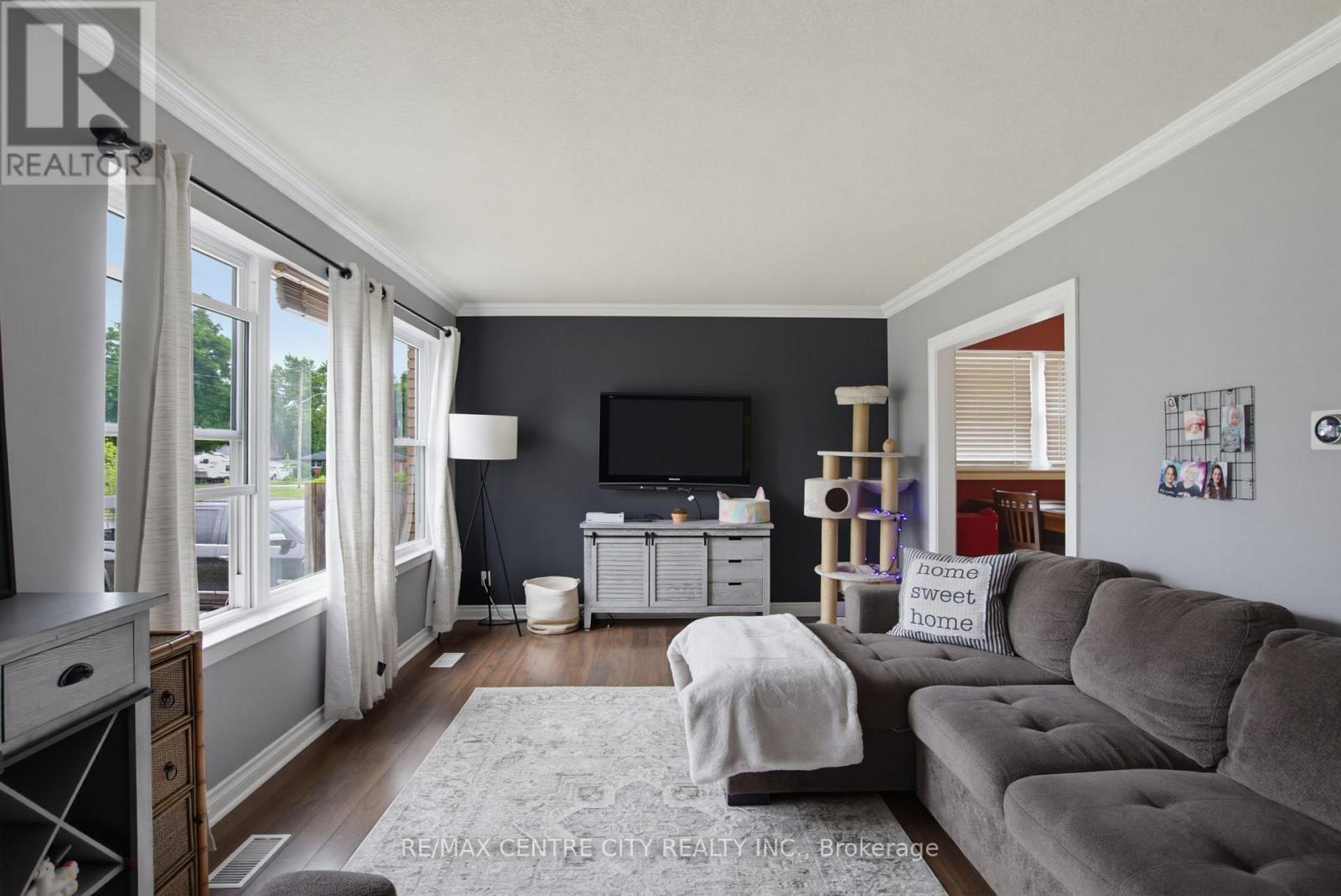 204 Burnside Drive, London East, Ontario  N5V 1B7 - Photo 6 - X13480654