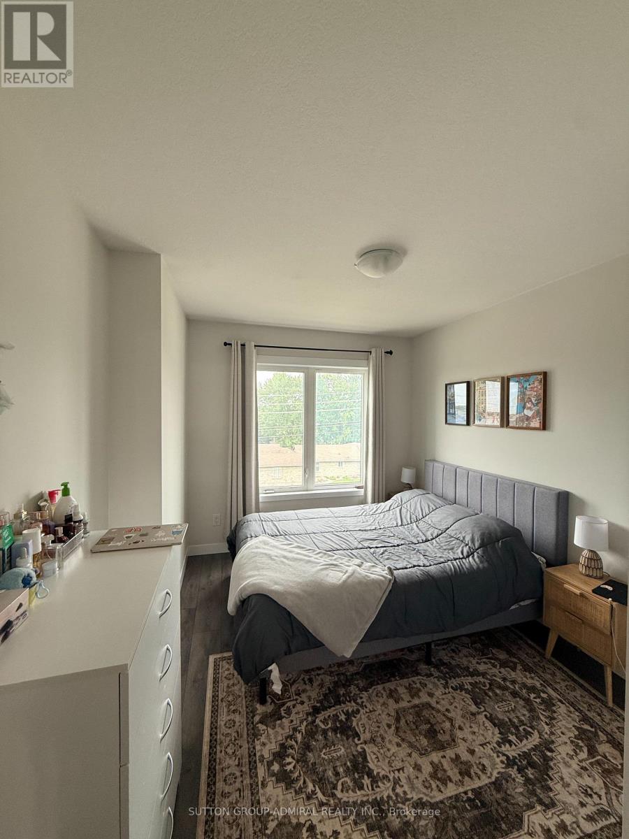 C - 148 Rochefort Street, Kitchener, Ontario N2R 0P5 - Photo 12 - X13817806