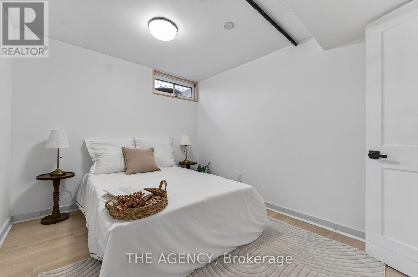 20 Ridge Point Drive, St. Catharines (Burleigh Hill), Ontario  L2T 2S9 - Photo 11 - X13817872