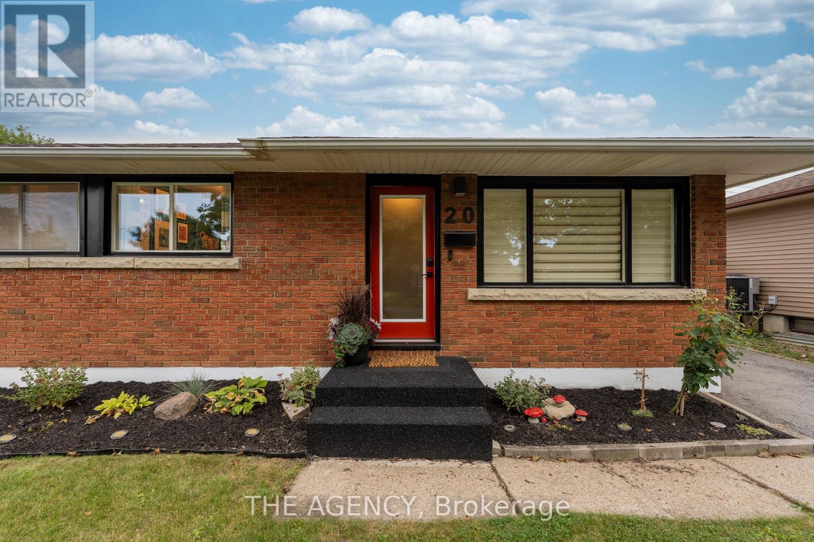 20 Ridge Point Drive, St. Catharines (Burleigh Hill), Ontario  L2T 2S9 - Photo 40 - X13817872