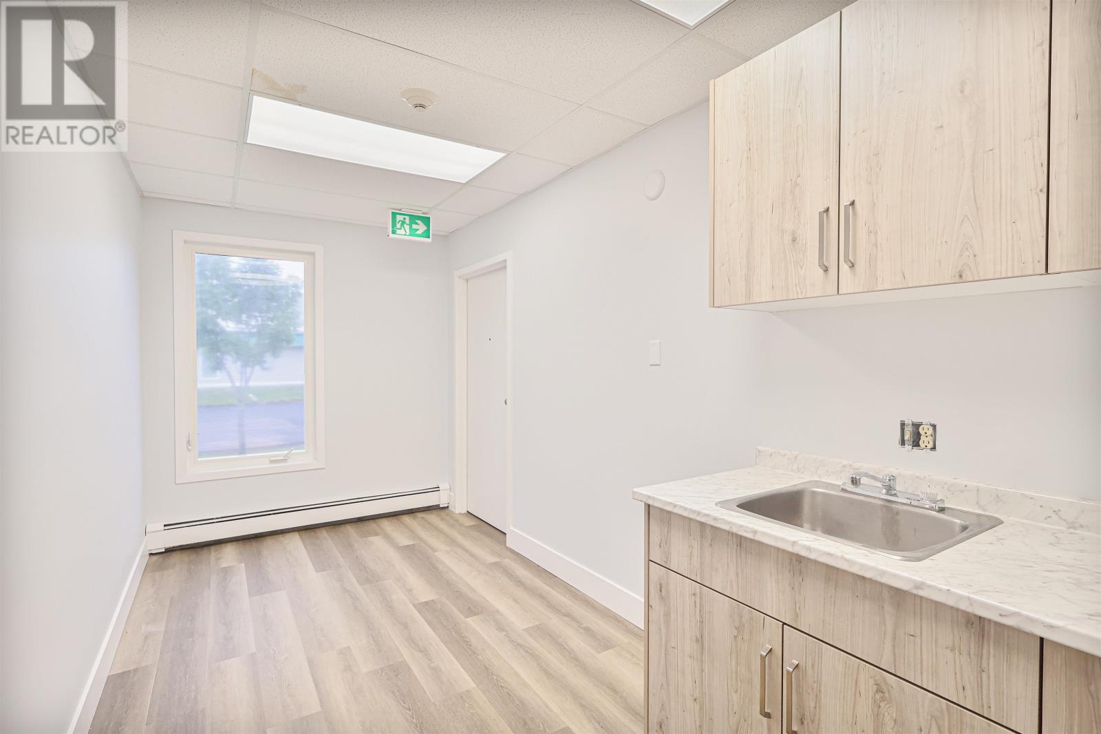 Suite 5 216 Water Street, Summerside, Prince Edward Island  C1N 1B3 - Photo 14 - 202624117