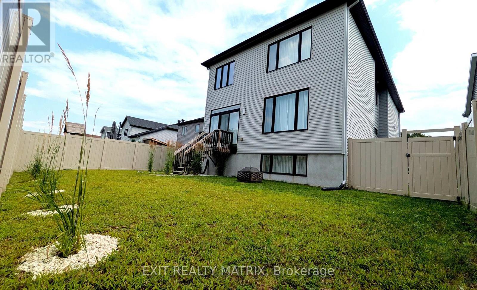 865 Cologne Street, Russell, Ontario  K0A 1W0 - Photo 42 - X13805066