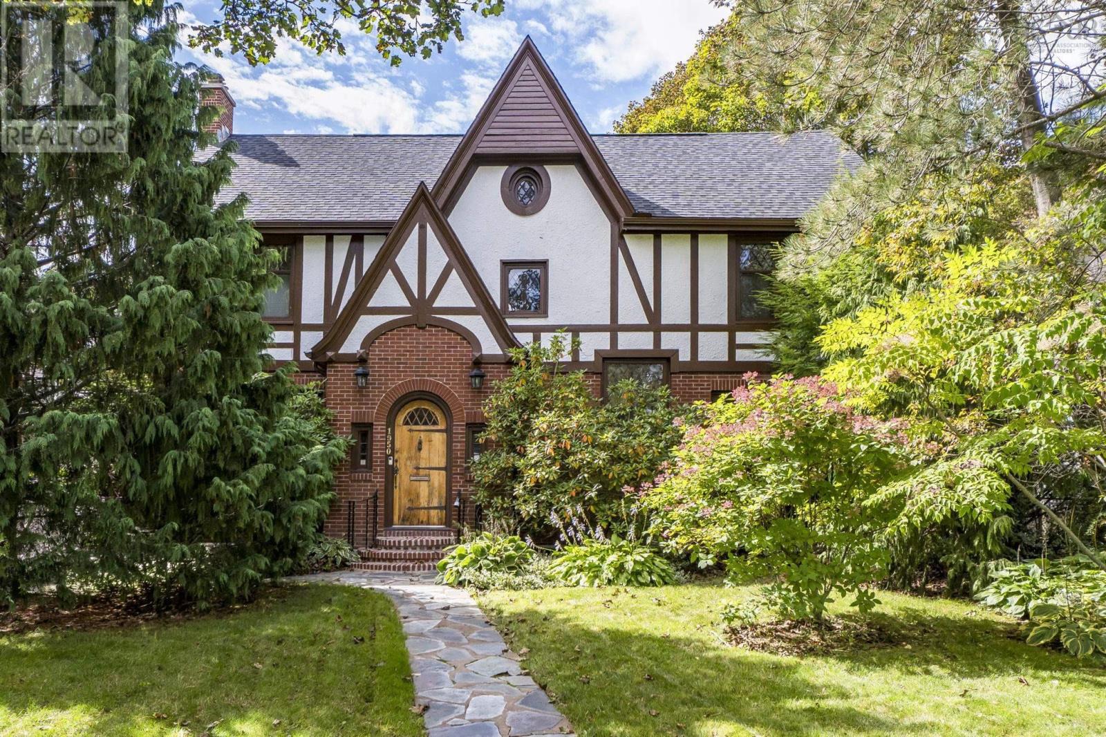 1950 Connaught Avenue, Halifax, Nova Scotia