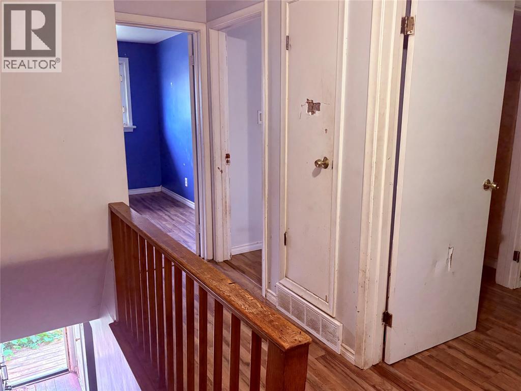 825 Elizabeth Avenue, Sarnia, Ontario  N7S 2V6 - Photo 7 - 26023383