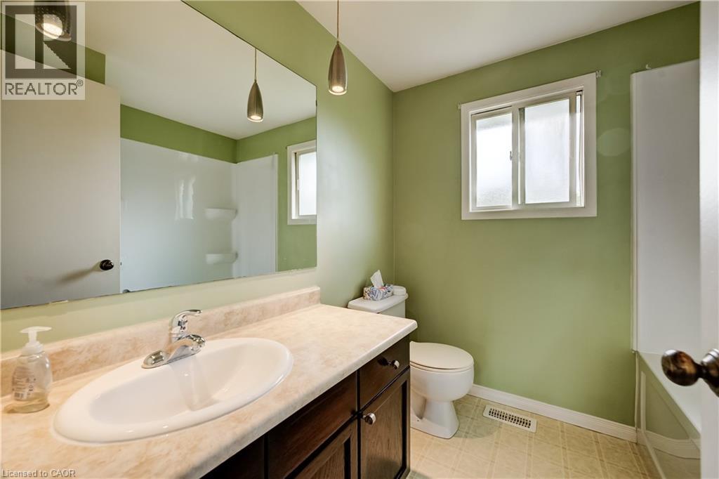 102 Bloomingdale Road N, Kitchener, Ontario N2K 1A2 - Photo 19 - 40863745