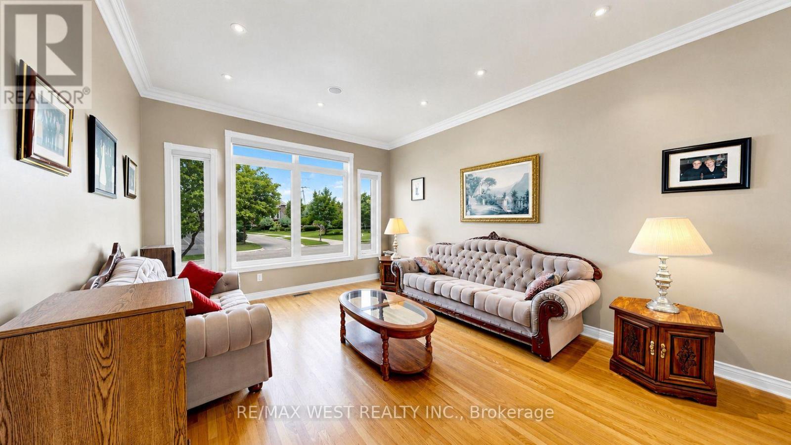 71 Gidleigh Park Crescent, Vaughan, Ontario  L4H 1J3 - Photo 17 - N13575154