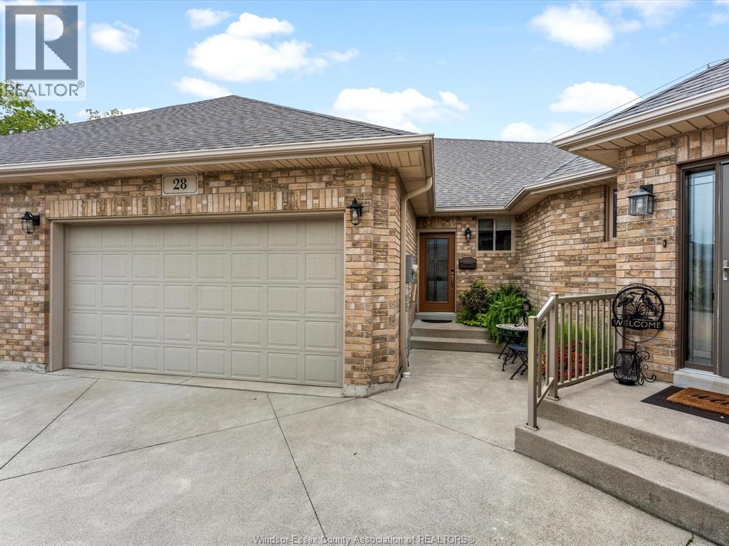 28 Mettawas LANE, Kingsville, Ontario
