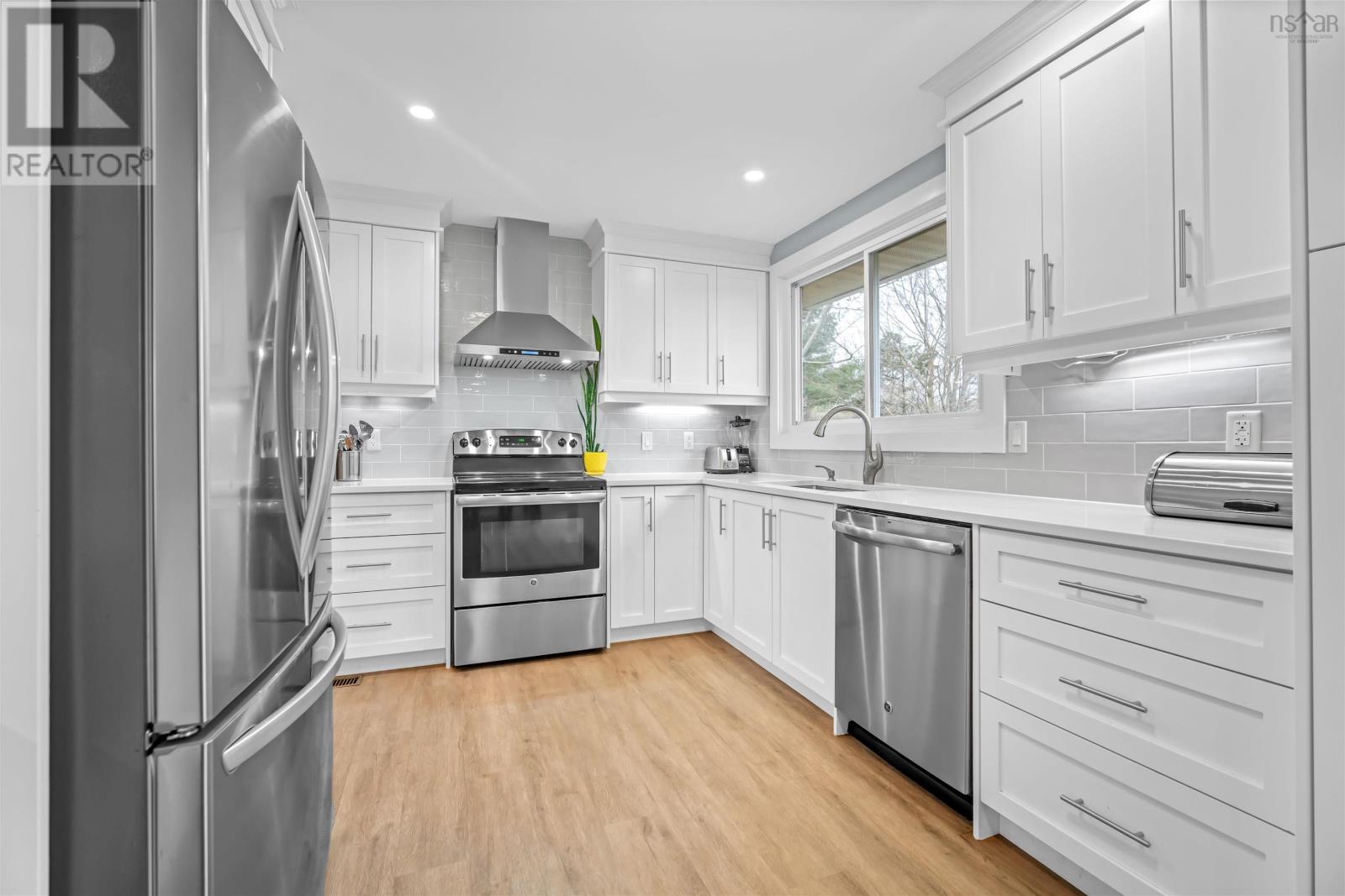 105 Flamingo Drive, Halifax, Nova Scotia  B3M 1T2 - Photo 18 - 202624118