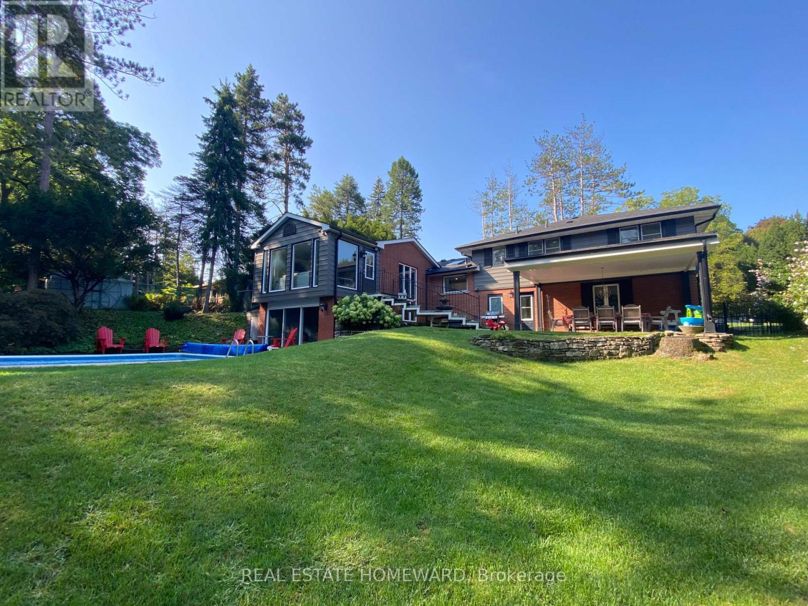 63 CAIT COURT, Hamilton, Ontario