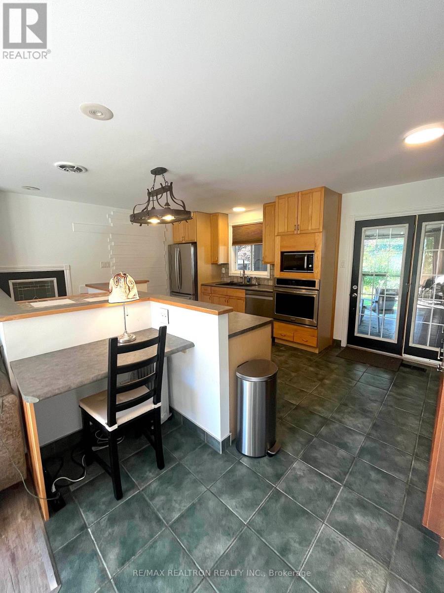 Main Floor - 241 Westbury Avenue, Loyalist, Ontario  K0H 1G0 - Photo 8 - X13778492
