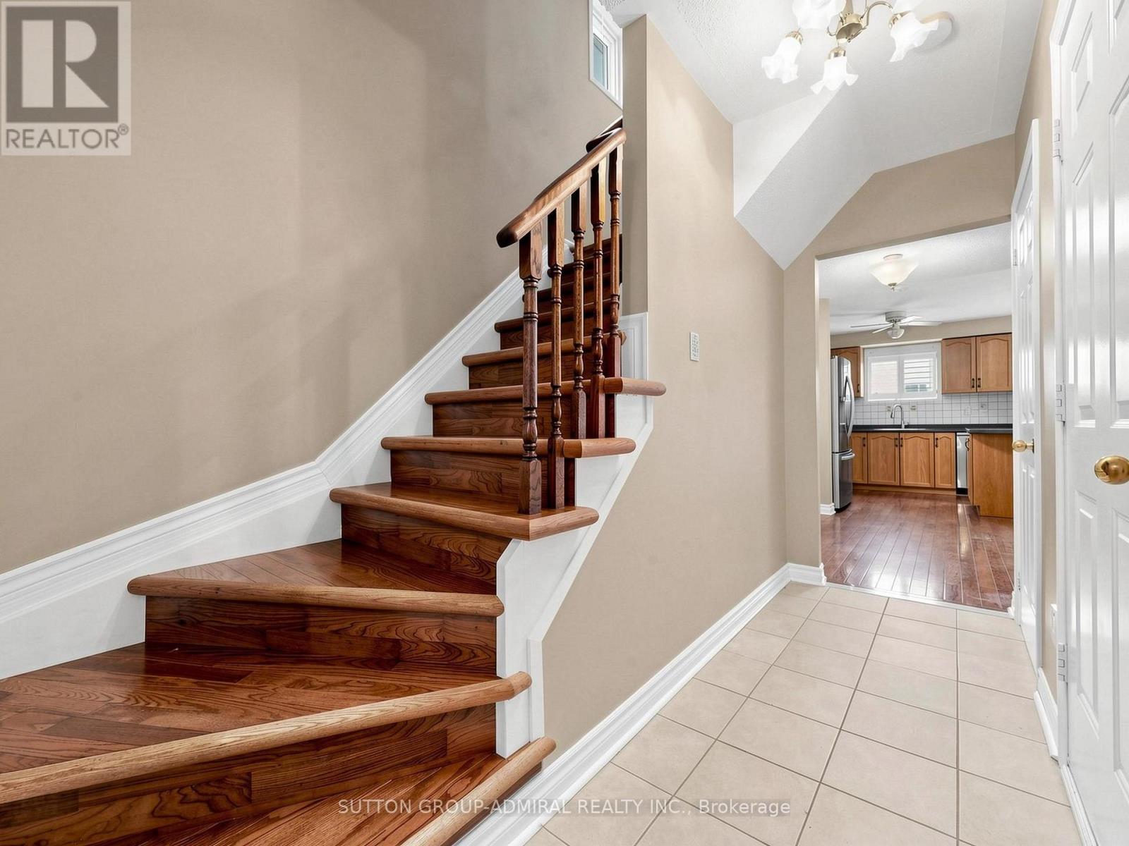 225 Kelso Crescent, Vaughan, Ontario  L6A 2E1 - Photo 11 - N13814400