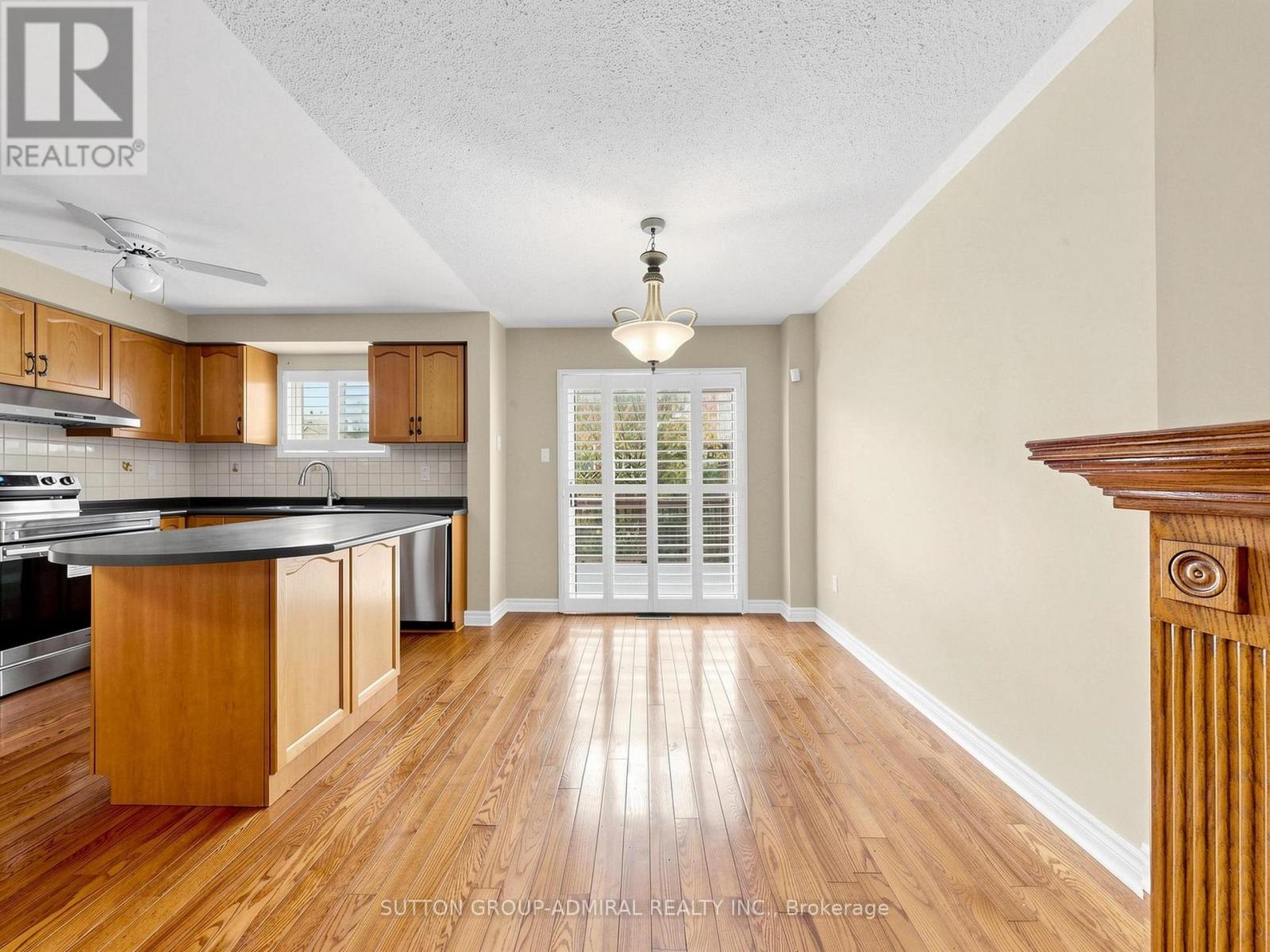 225 Kelso Crescent, Vaughan, Ontario  L6A 2E1 - Photo 7 - N13814400