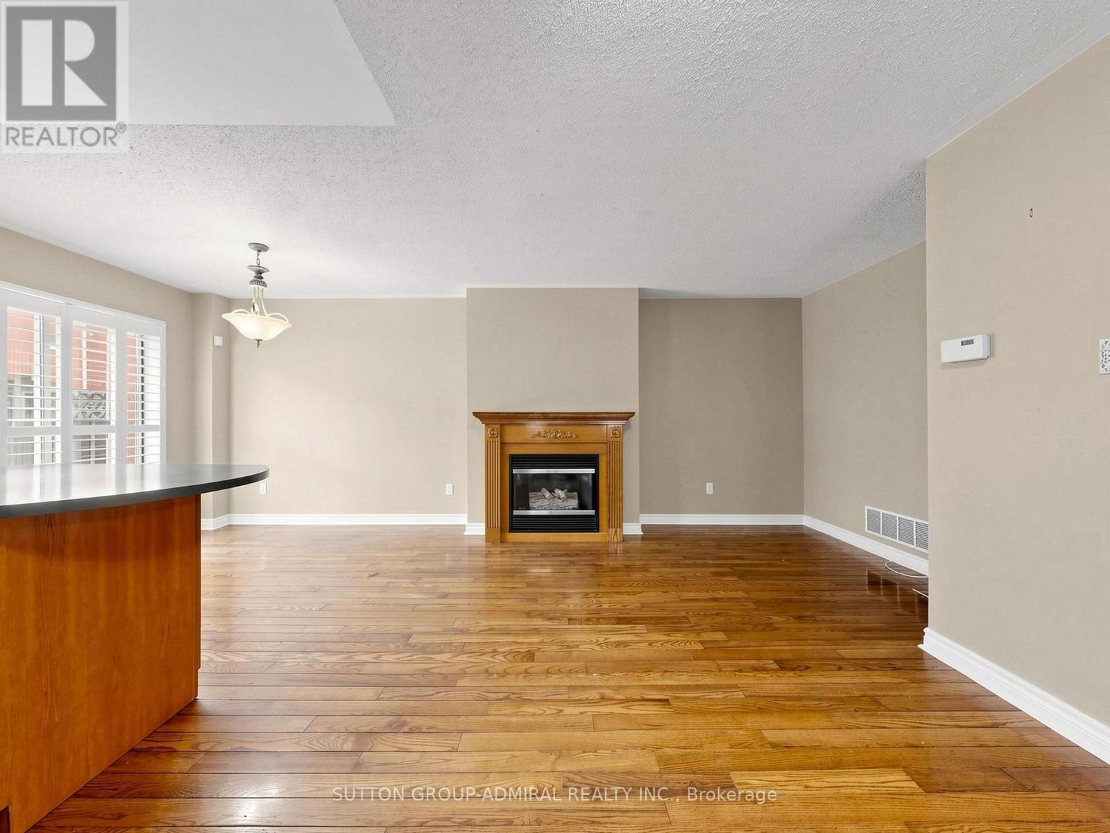 225 Kelso Crescent, Vaughan, Ontario  L6A 2E1 - Photo 8 - N13814400