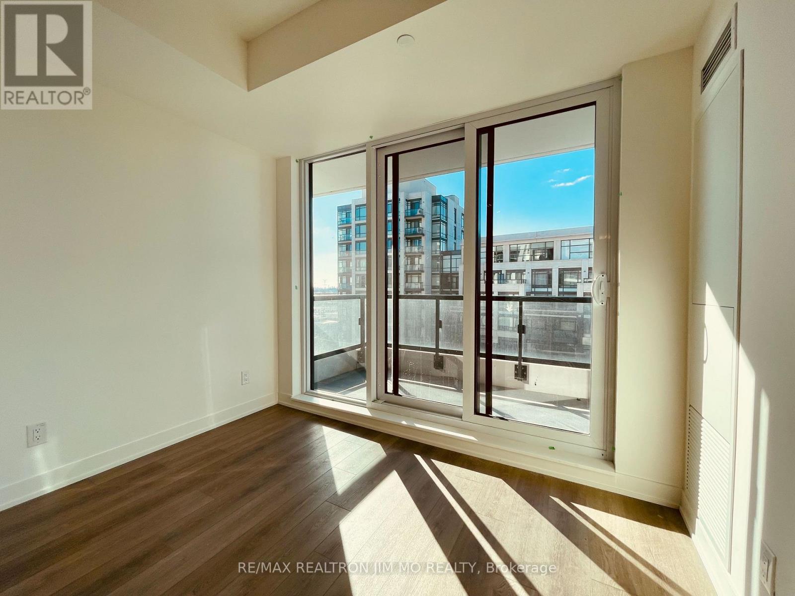 1124 - 8119 Birchmount Road, Markham, Ontario  L6G 0H5 - Photo 6 - N13817364