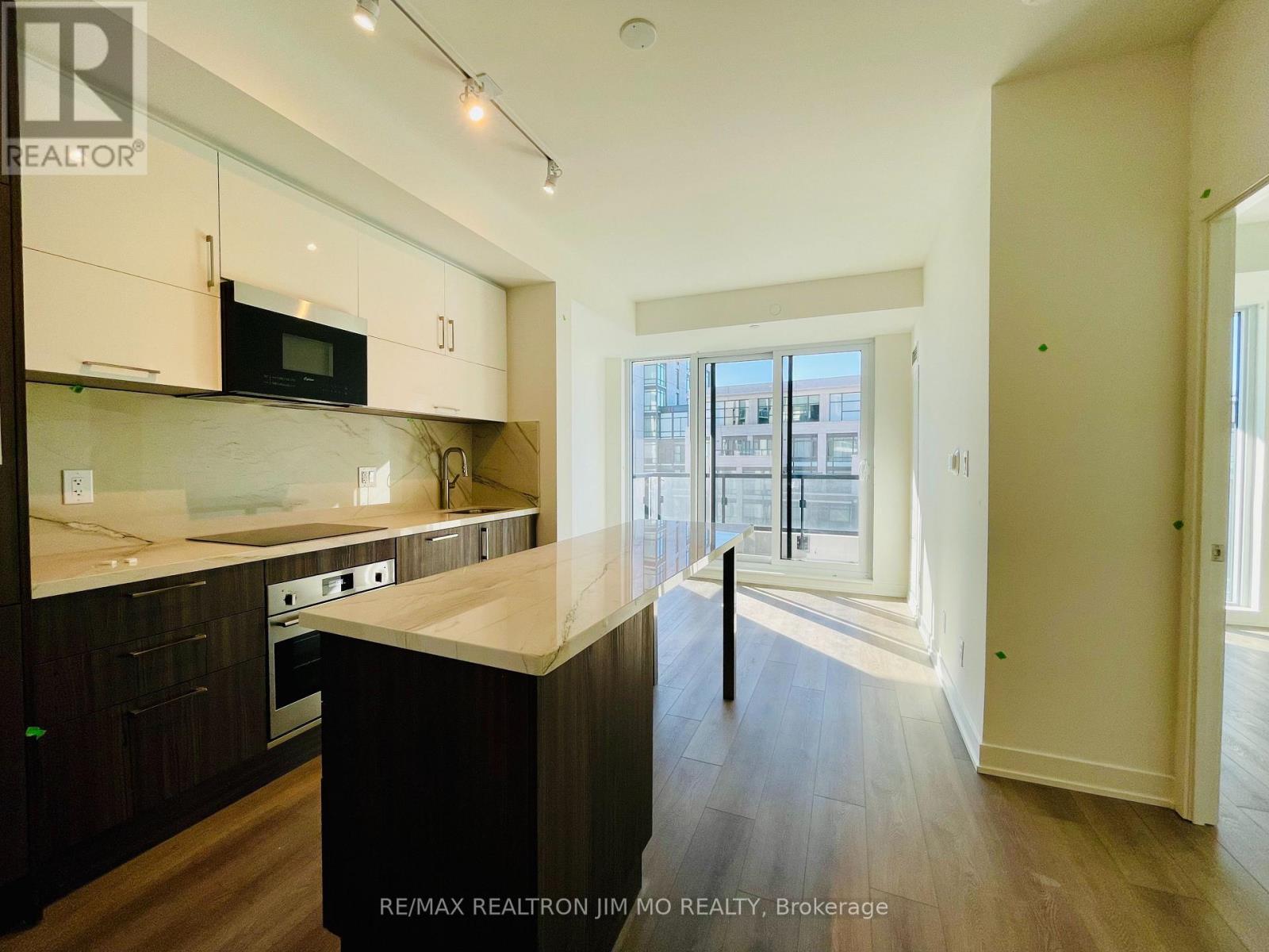 1124 - 8119 Birchmount Road, Markham, Ontario  L6G 0H5 - Photo 2 - N13817364