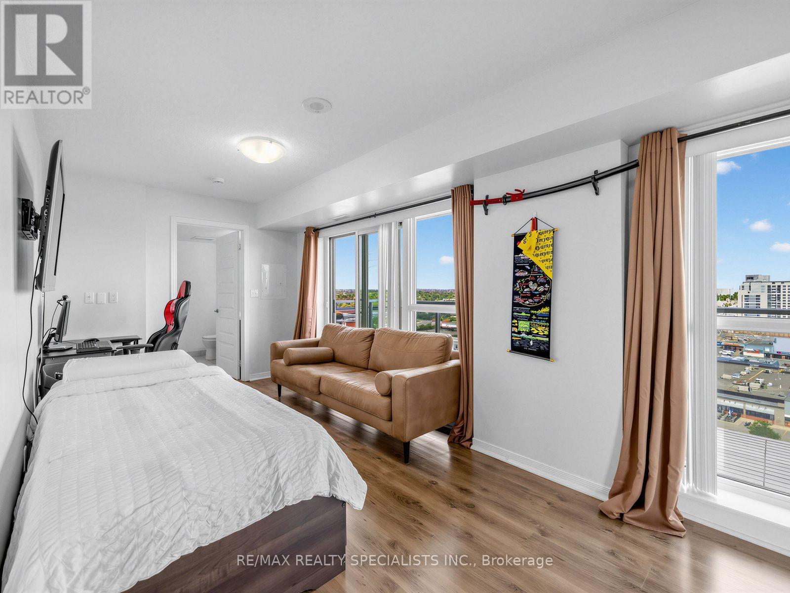 1501 - 215 Queen Street E, Brampton, Ontario L6W 0A9 - Photo 21 - W13817738
