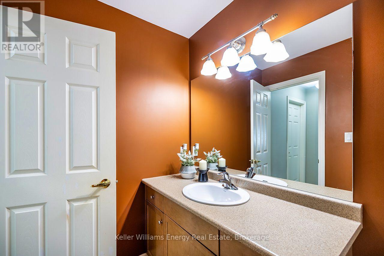 409 Harris Street, Whitby, Ontario  L1N 0E7 - Photo 33 - E13818190