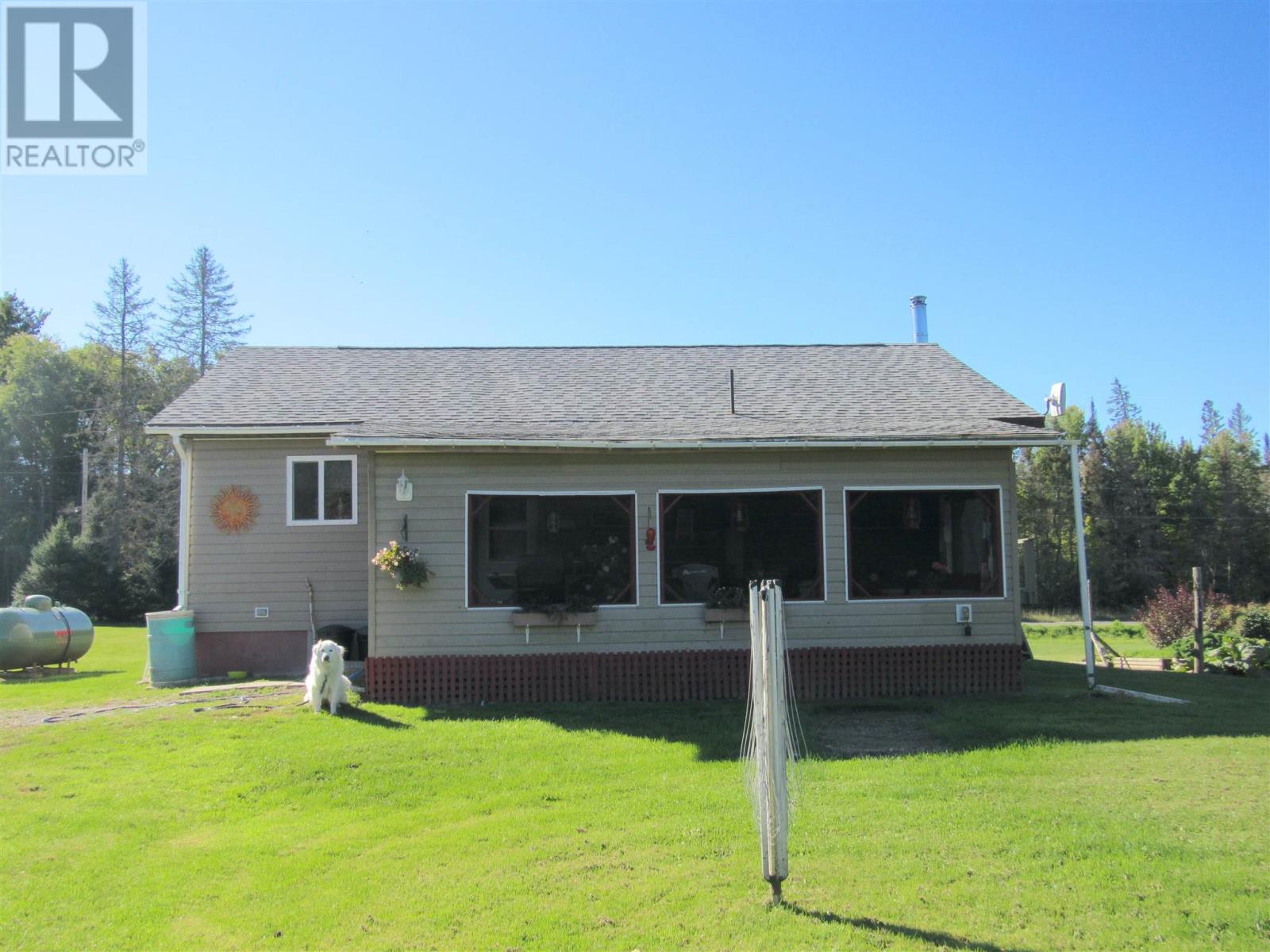 76 Chiblow Lake Rd, Iron Bridge, Ontario P0R 1H0 - Photo 10 - SM262636