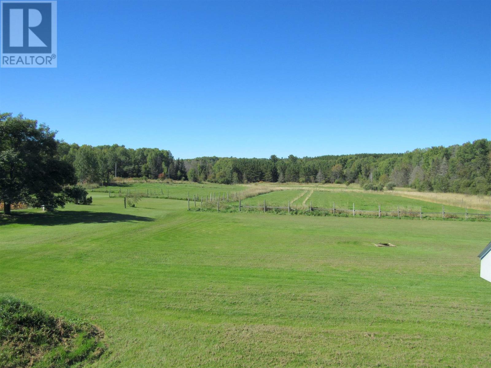 76 Chiblow Lake Rd, Iron Bridge, Ontario P0R 1H0 - Photo 12 - SM262636