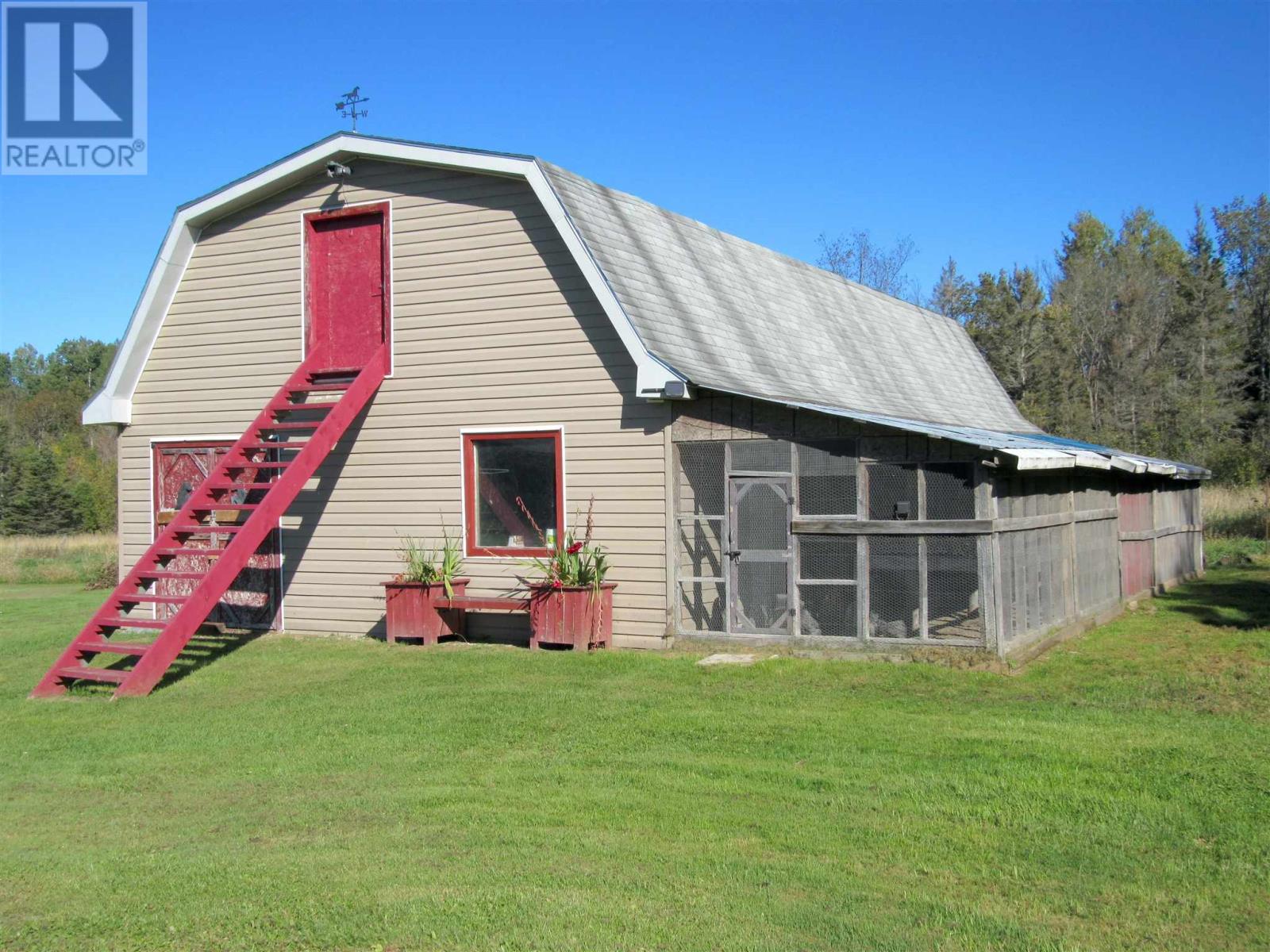 76 Chiblow Lake Rd, Iron Bridge, Ontario P0R 1H0 - Photo 31 - SM262636