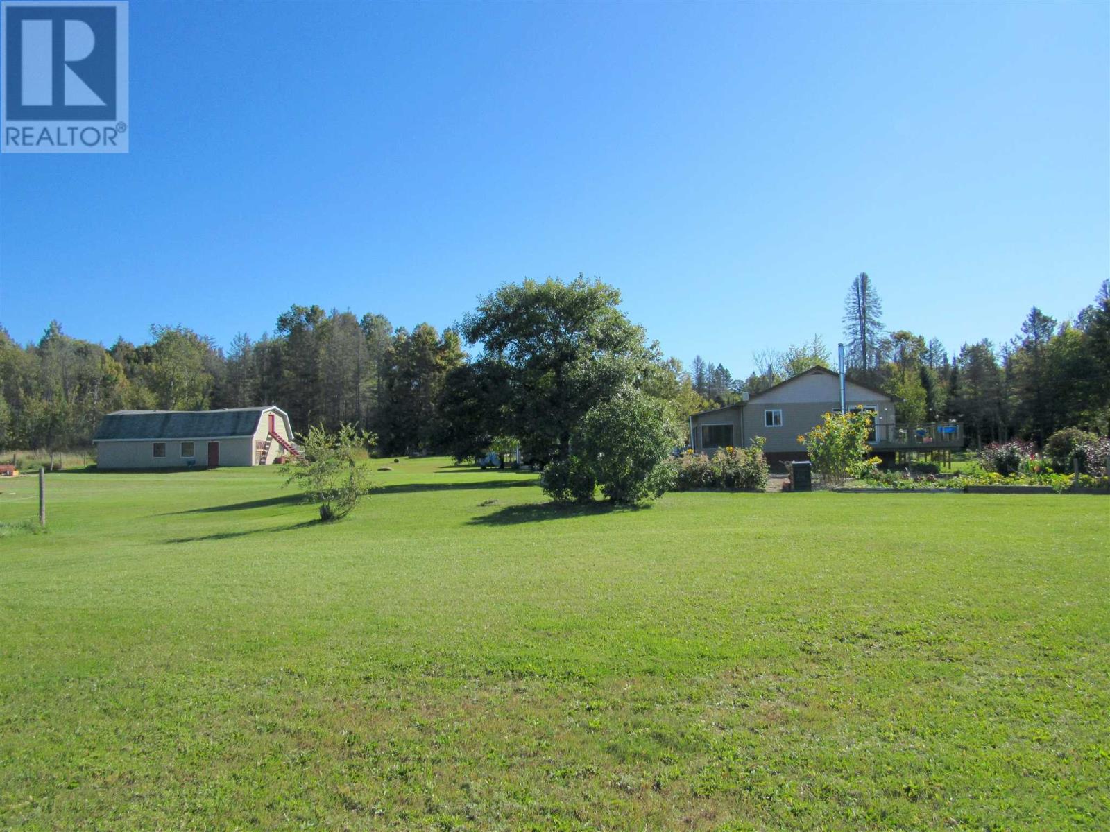 76 Chiblow Lake Rd, Iron Bridge, Ontario P0R 1H0 - Photo 7 - SM262636