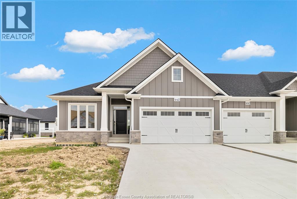 445 CASERTA CRESCENT, Lakeshore, Ontario